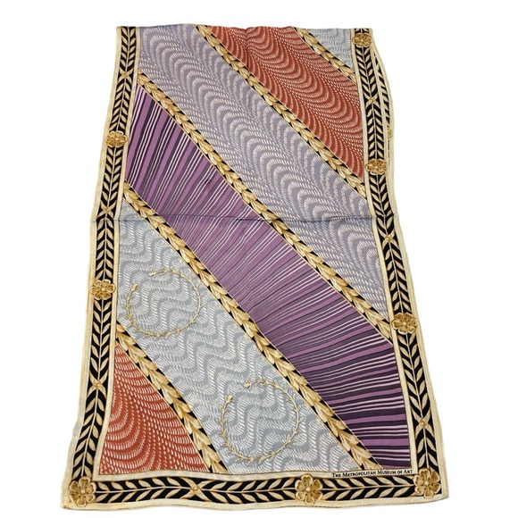 The Met Silk Scarf OS - Picture 9 of 13